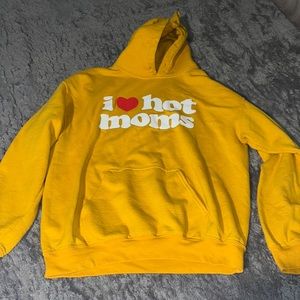 I love hot moms medium hoodie